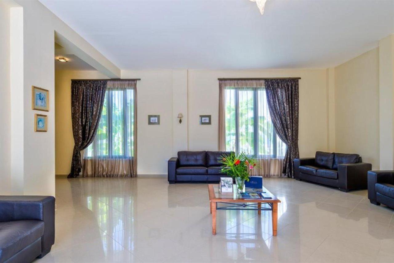 Tavronitis Antilia Apartments מראה חיצוני תמונה