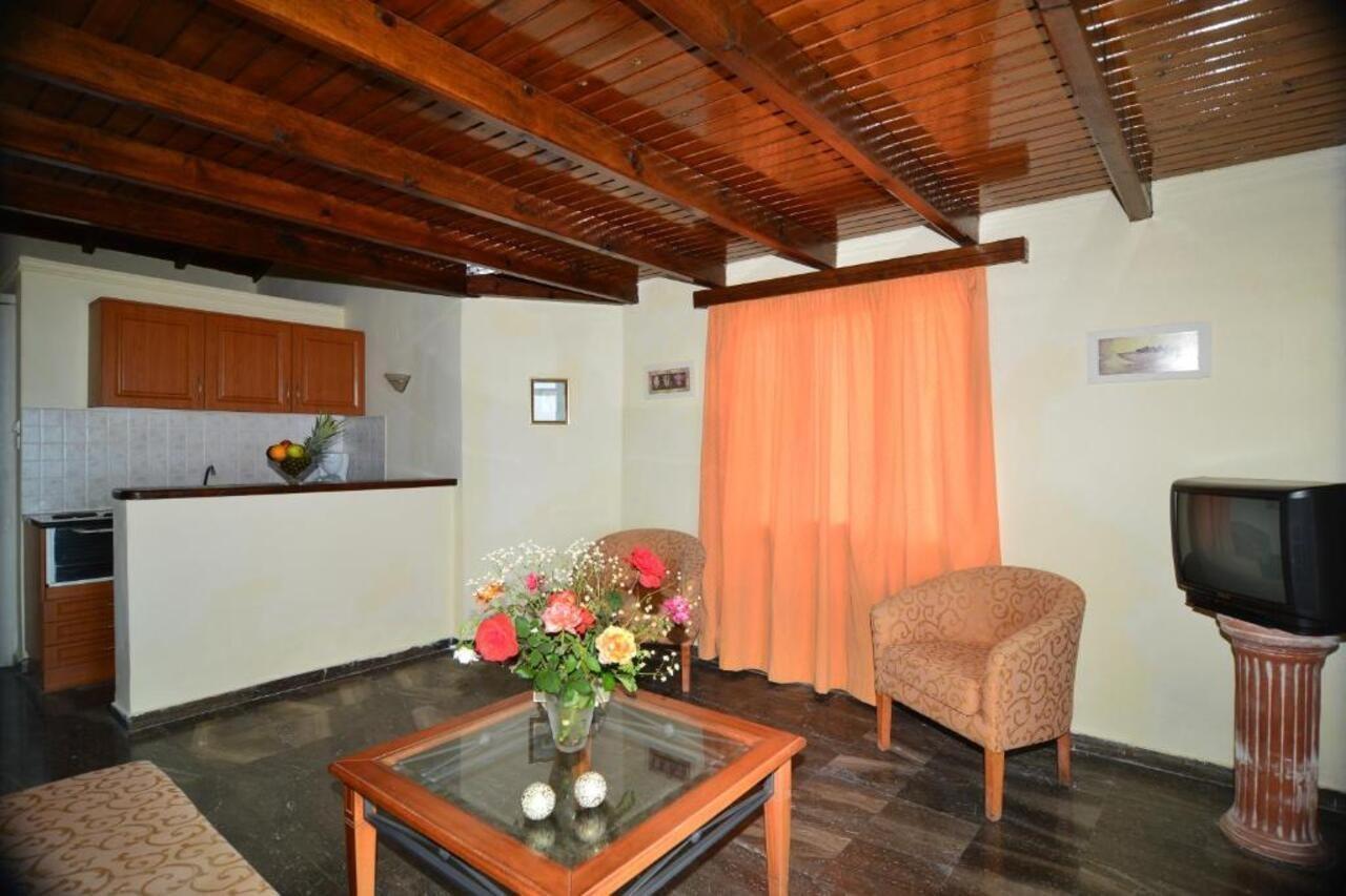 Tavronitis Antilia Apartments מראה חיצוני תמונה