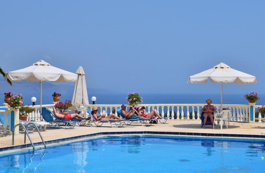 Tavronitis Antilia Apartments מראה חיצוני תמונה